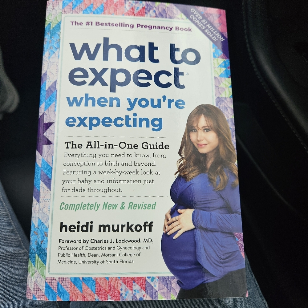 What to Expect When You're Expecting Book 2022 Paperback Heidi Murkoff